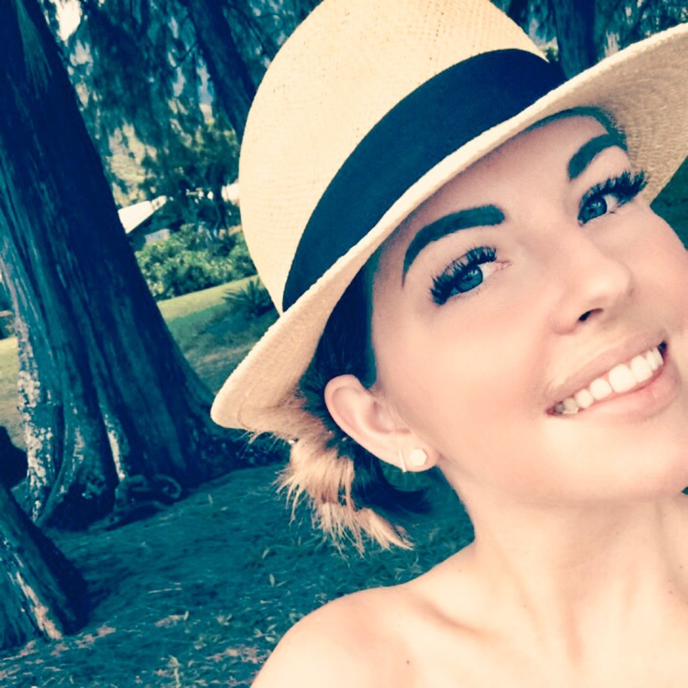 Meet your Posher, Ashley